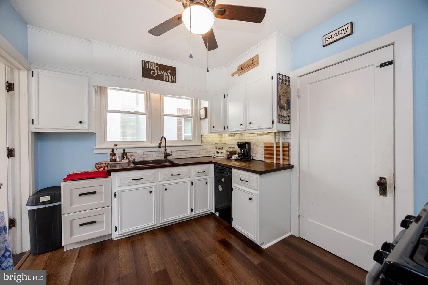 362 Franklin Street photo 6