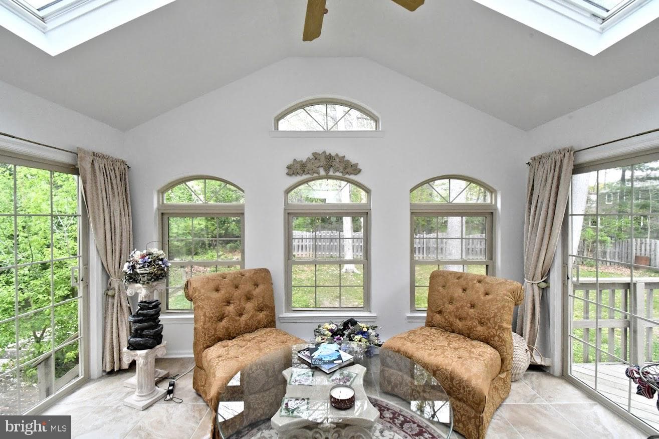 695 Friar Drive photo 24