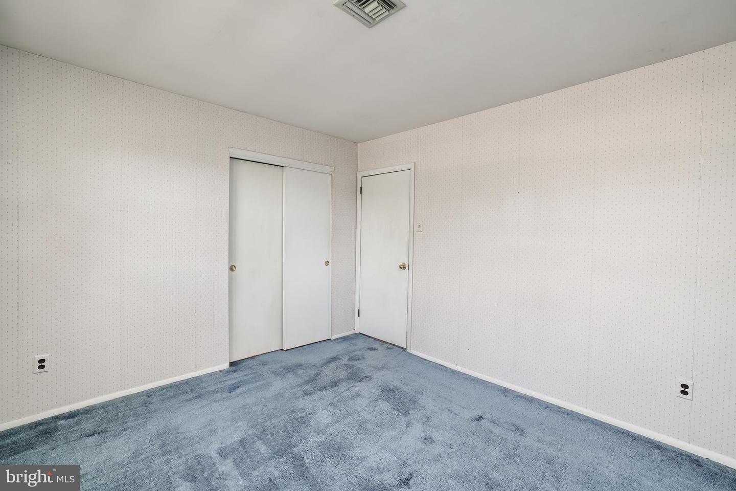 2323 Lakeview Drive photo 19