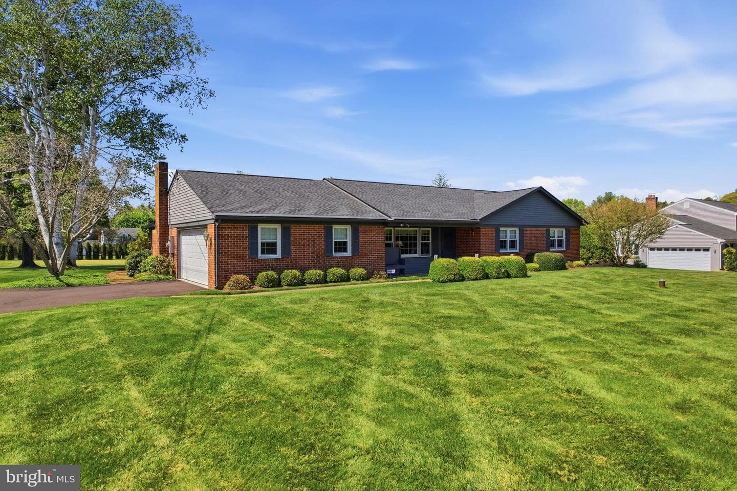 228 Chestnut Valley Drive photo 5