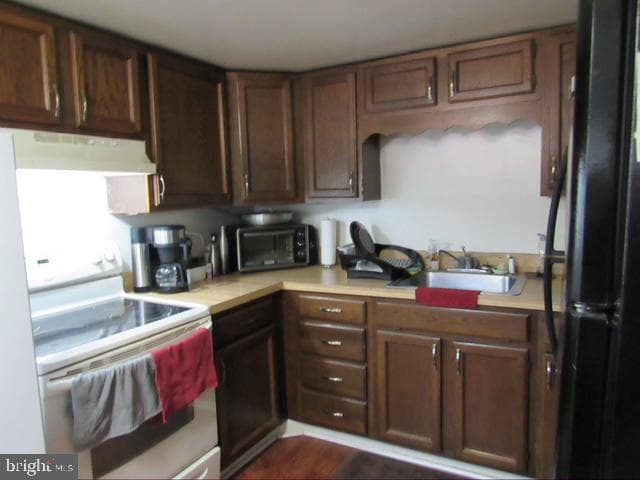 746 Cheston Ave photo 5