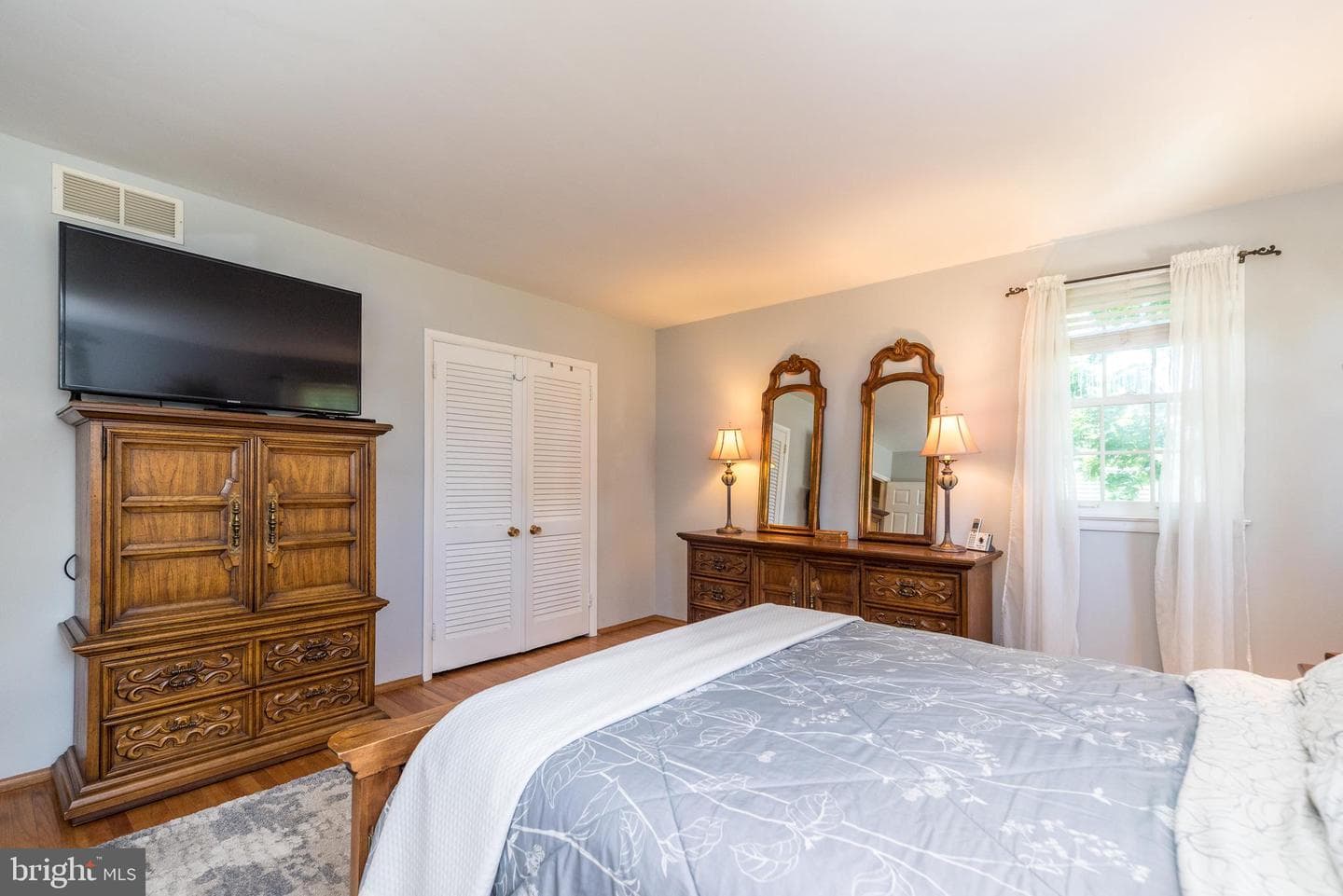 216 Windsor Drive photo 33