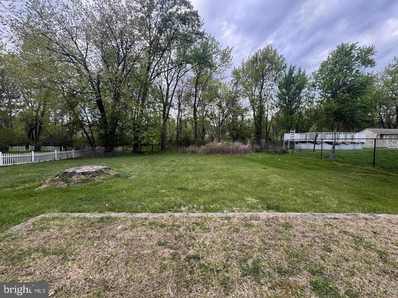 262 Centennial Road photo 34