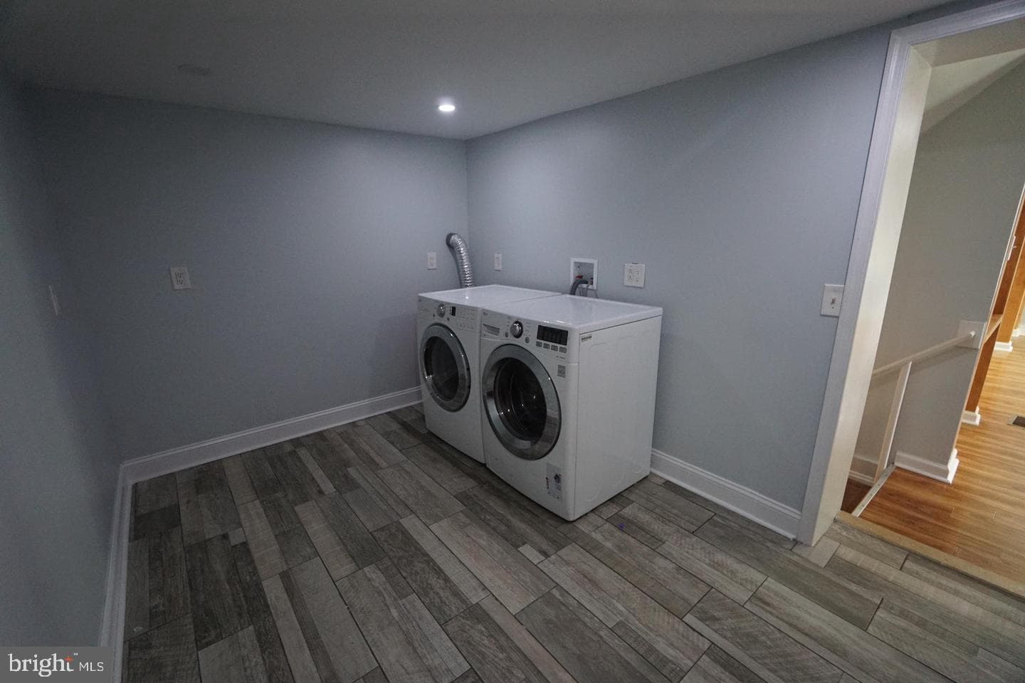 121 Walnut Avenue photo 23