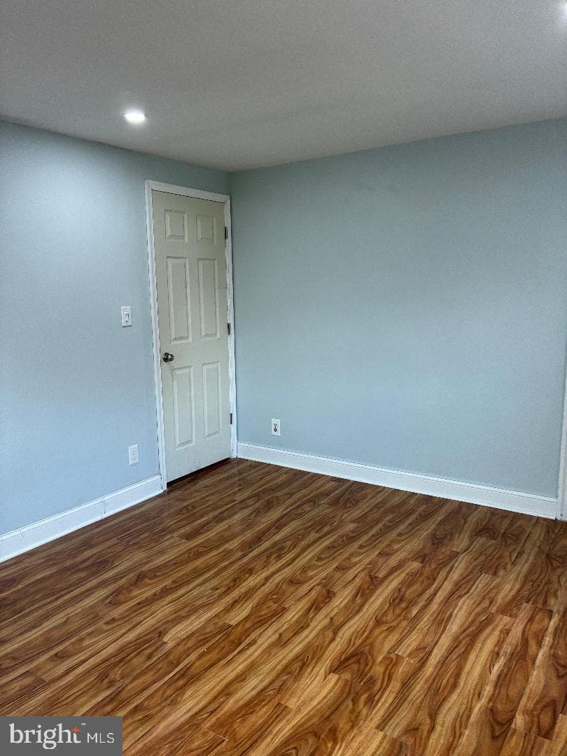 121 Walnut Avenue photo 31