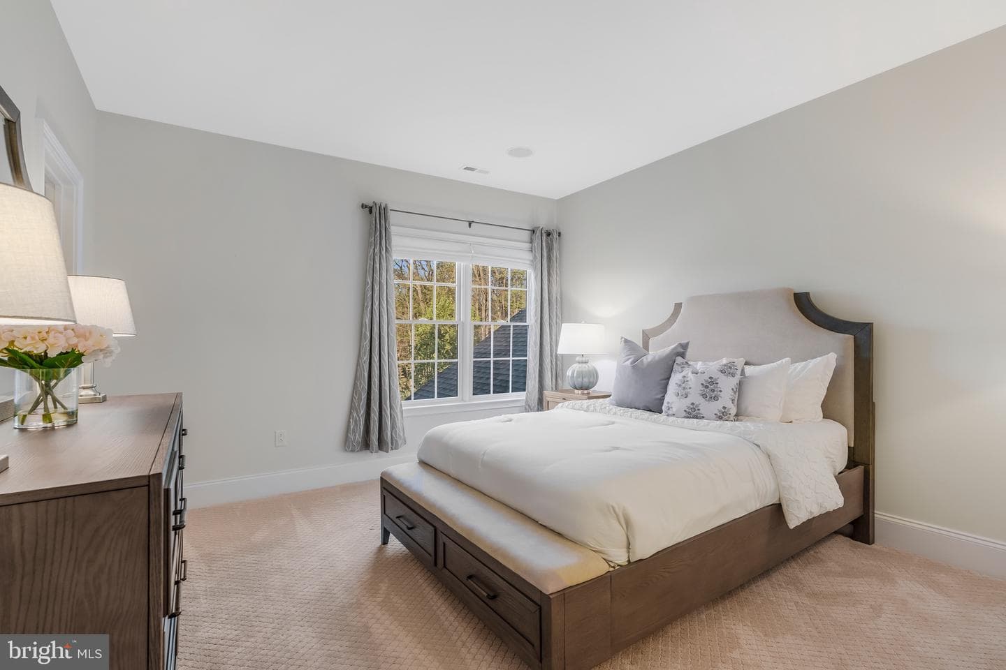 21 Goldney Dr photo 42