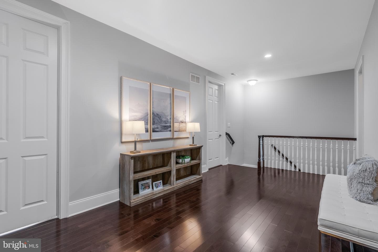 21 Goldney Dr photo 44