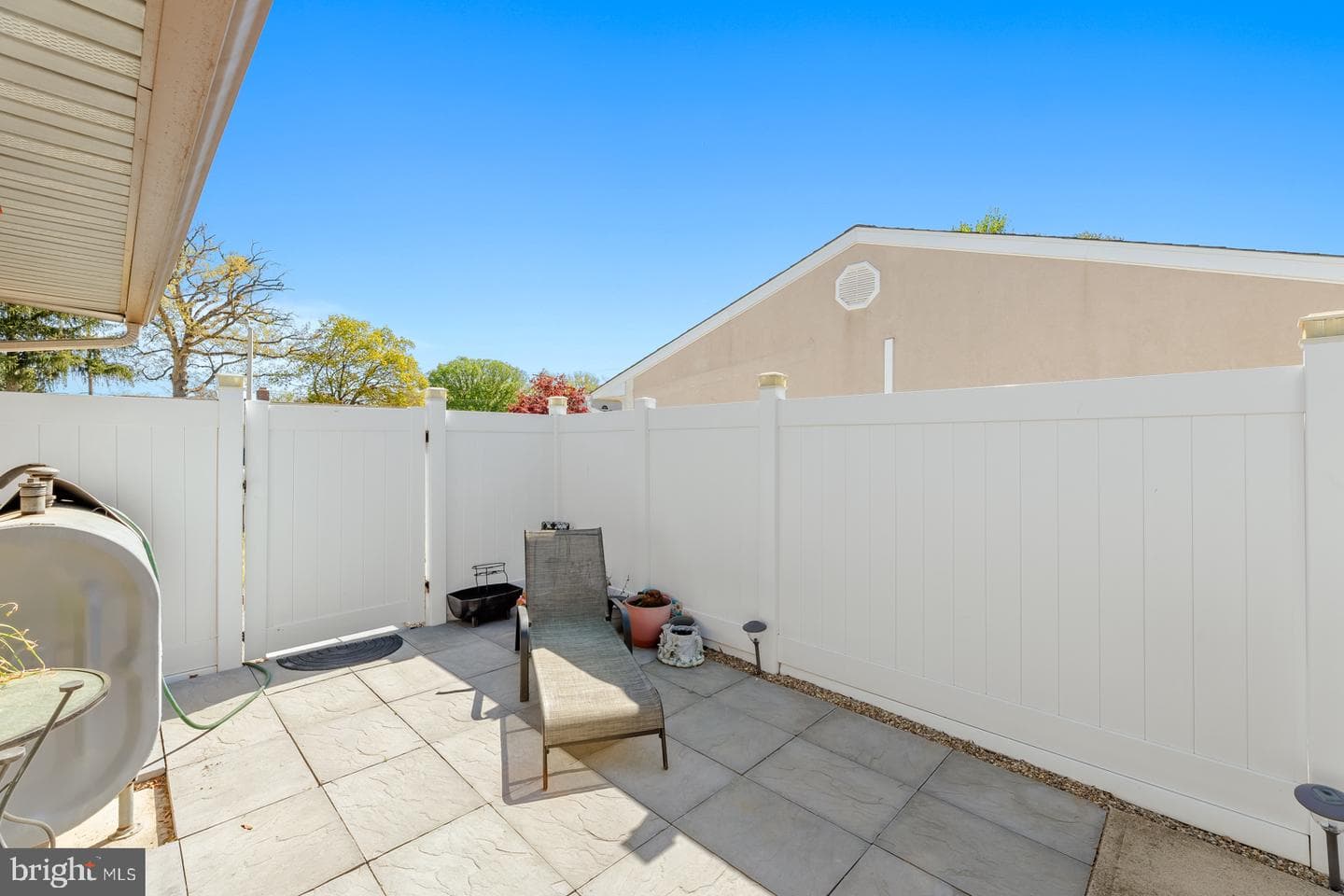 11 Midwood photo 25