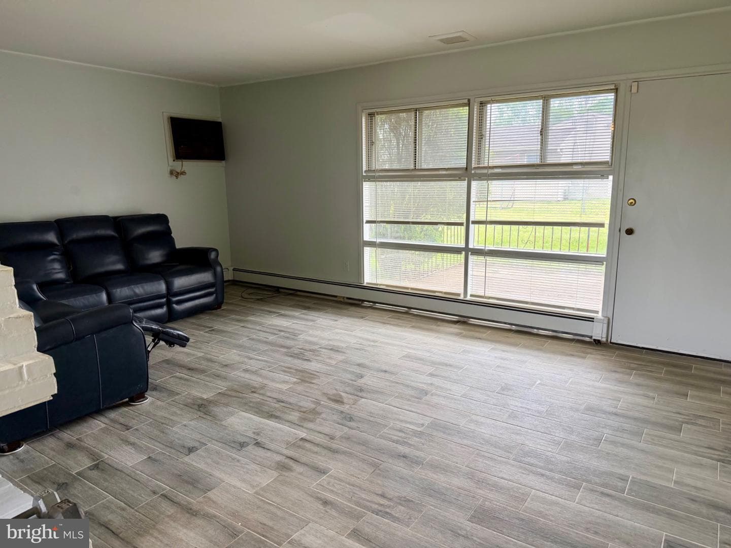 188 Farmbrook Drive photo 10