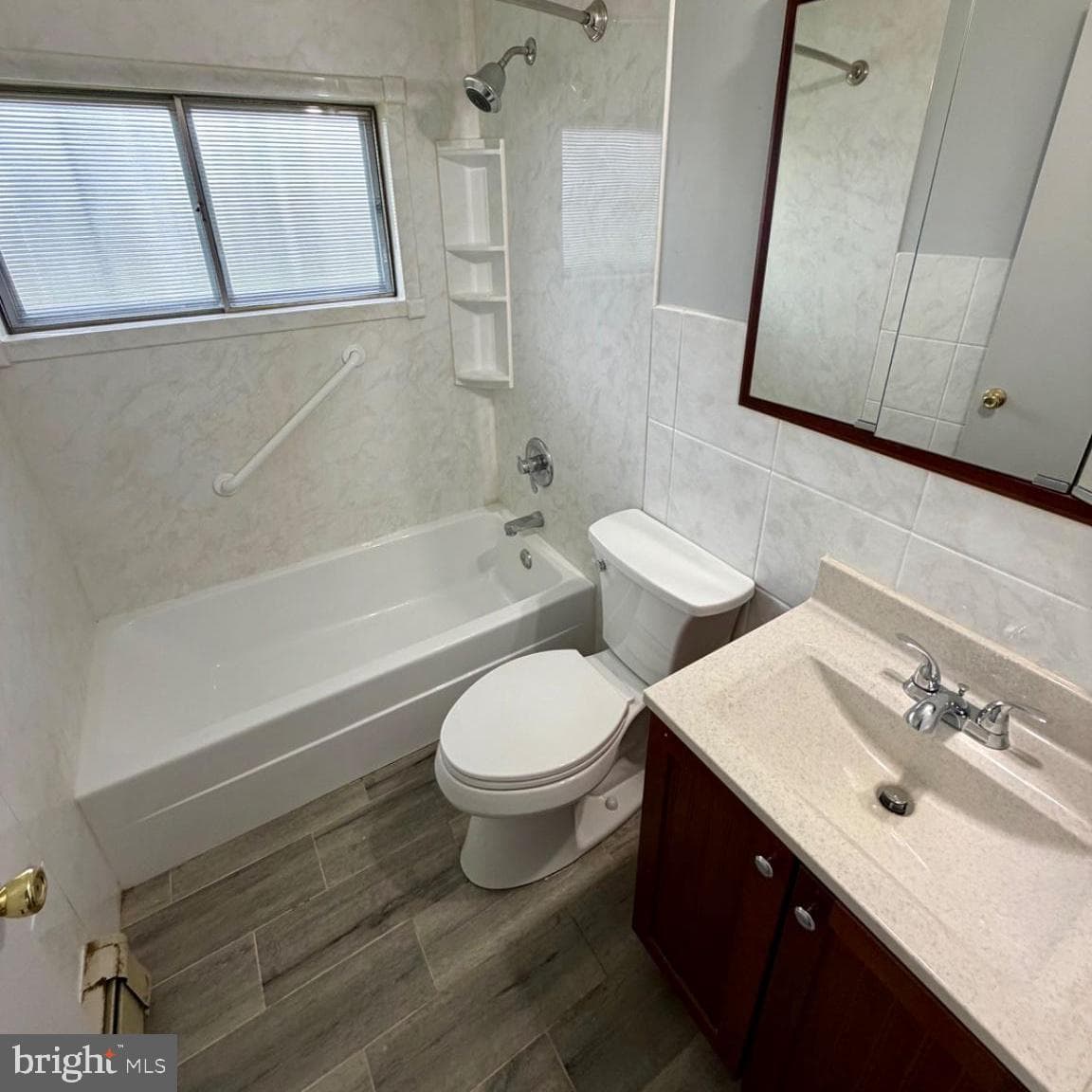 188 Farmbrook Drive photo 12