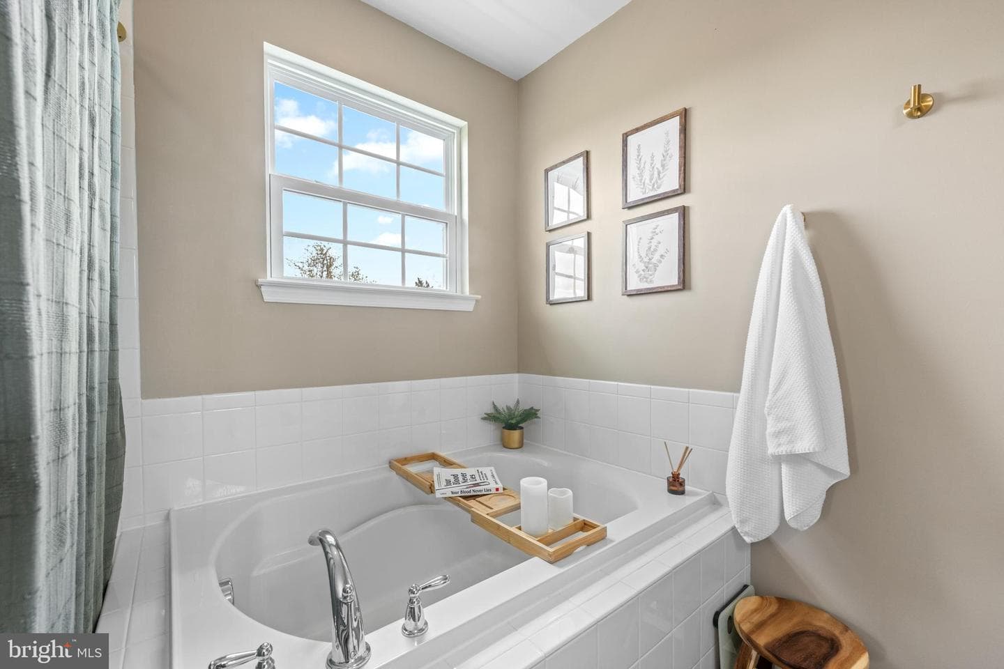 1909 Alamingo Drive photo 38