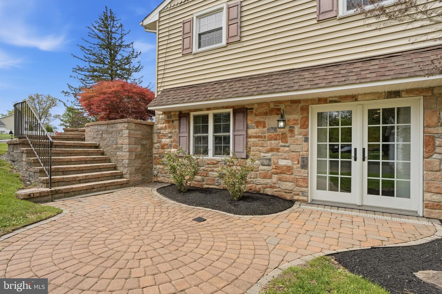 83 Wrenwood Way photo 3