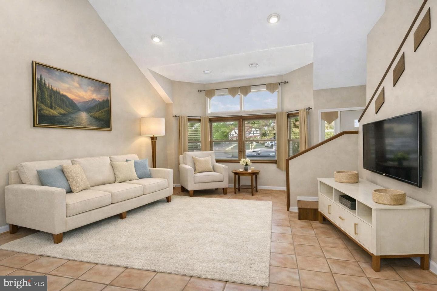 333 Basswood Circle photo 14
