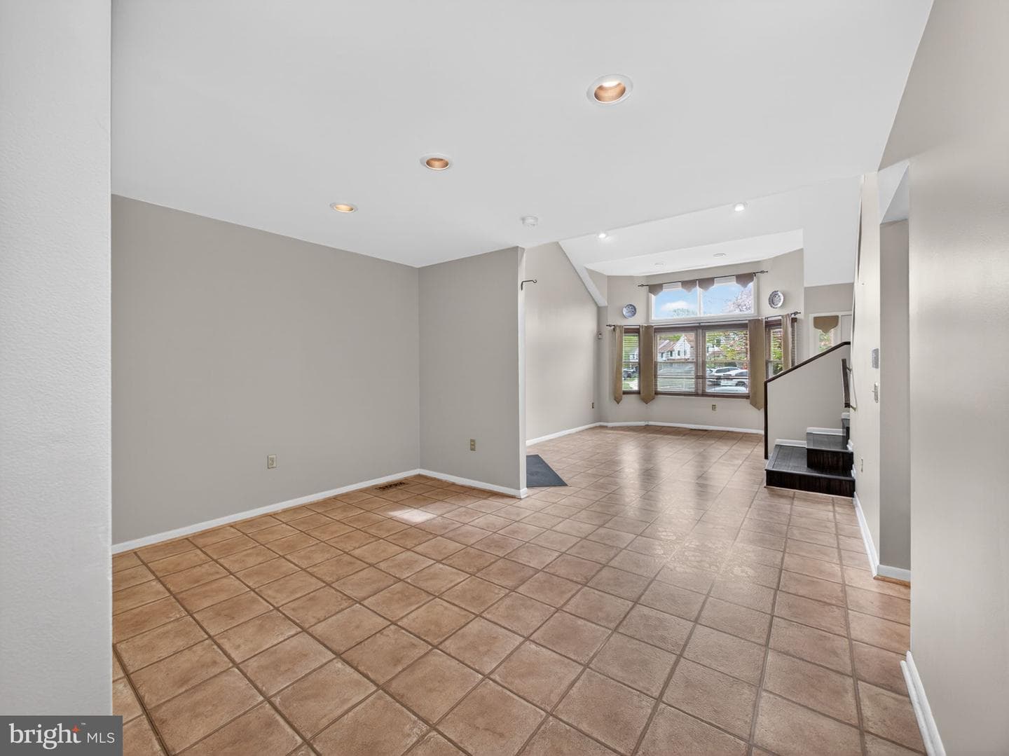 333 Basswood Circle photo 19