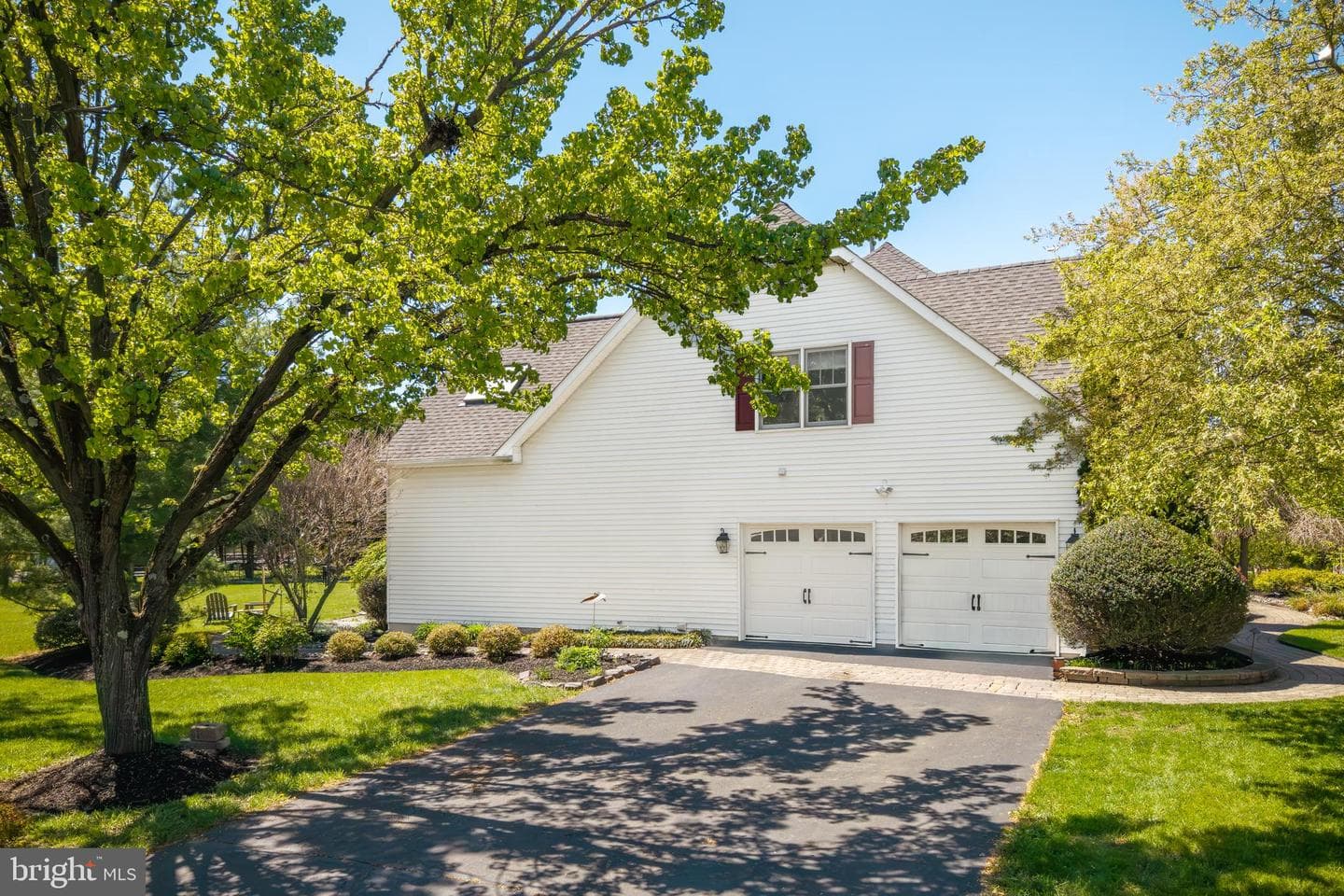 35 Radcliff Drive photo 3