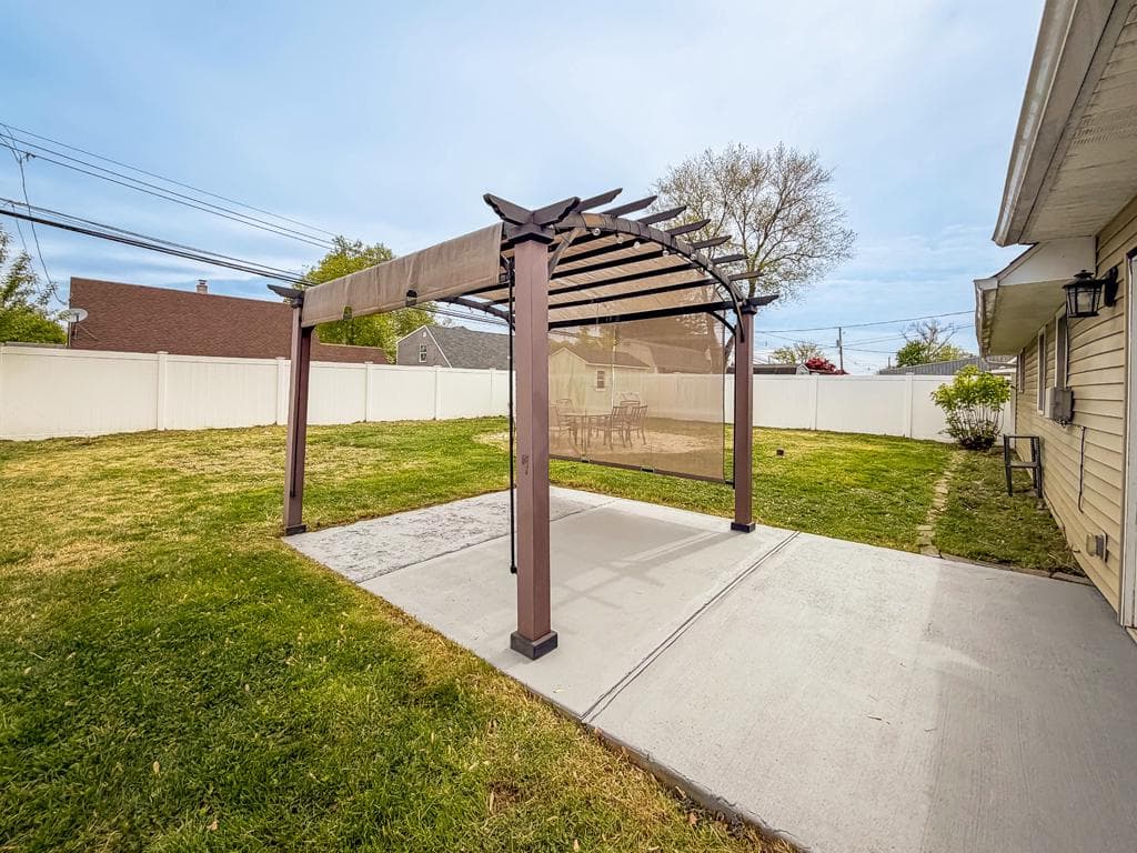 70 Huckleberry Lane photo 35
