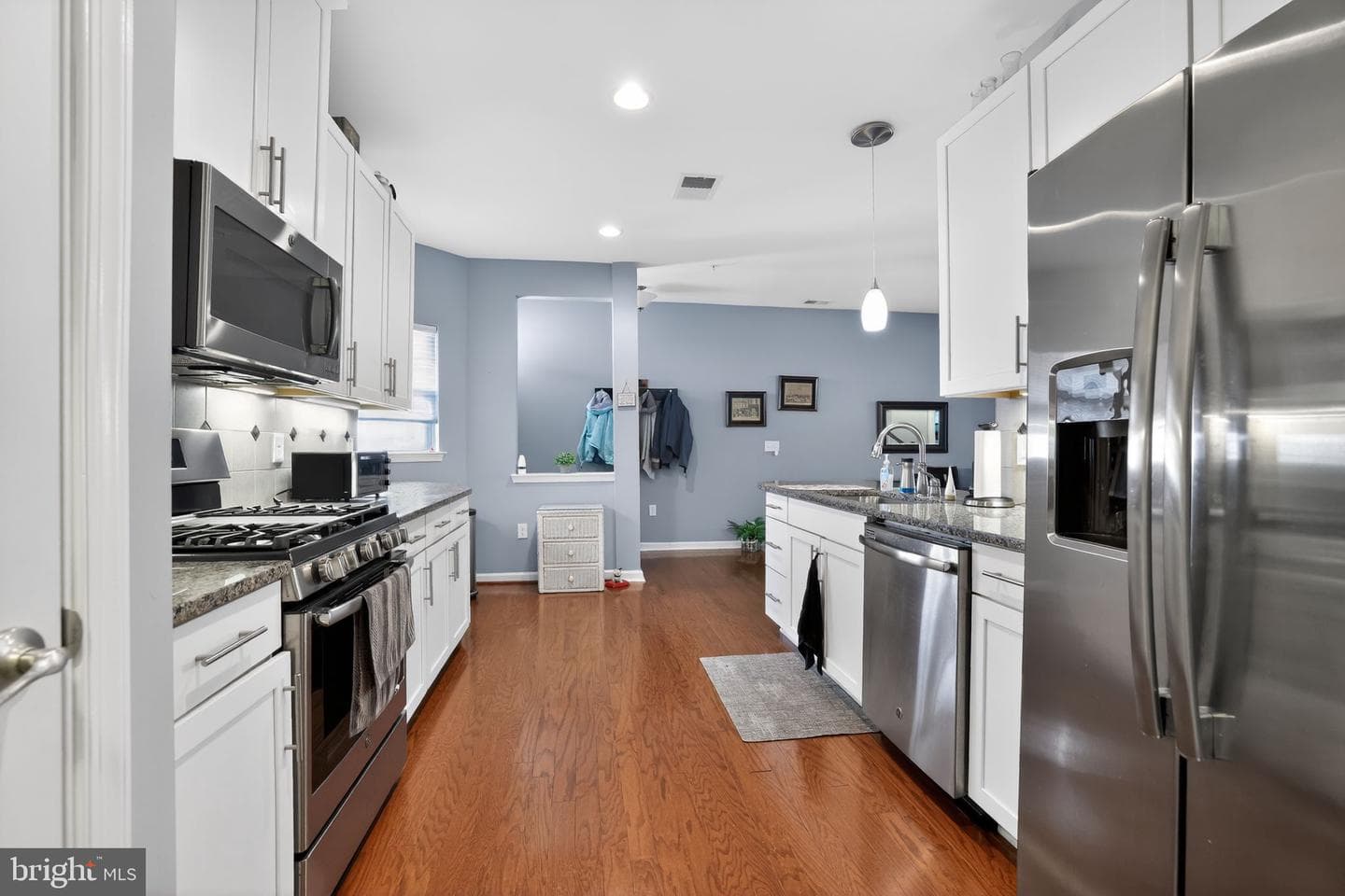 1001 Arbour Lane photo 7