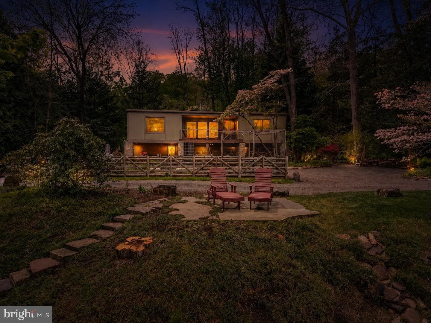 3 Bridge 5 Ln, Pipersville
