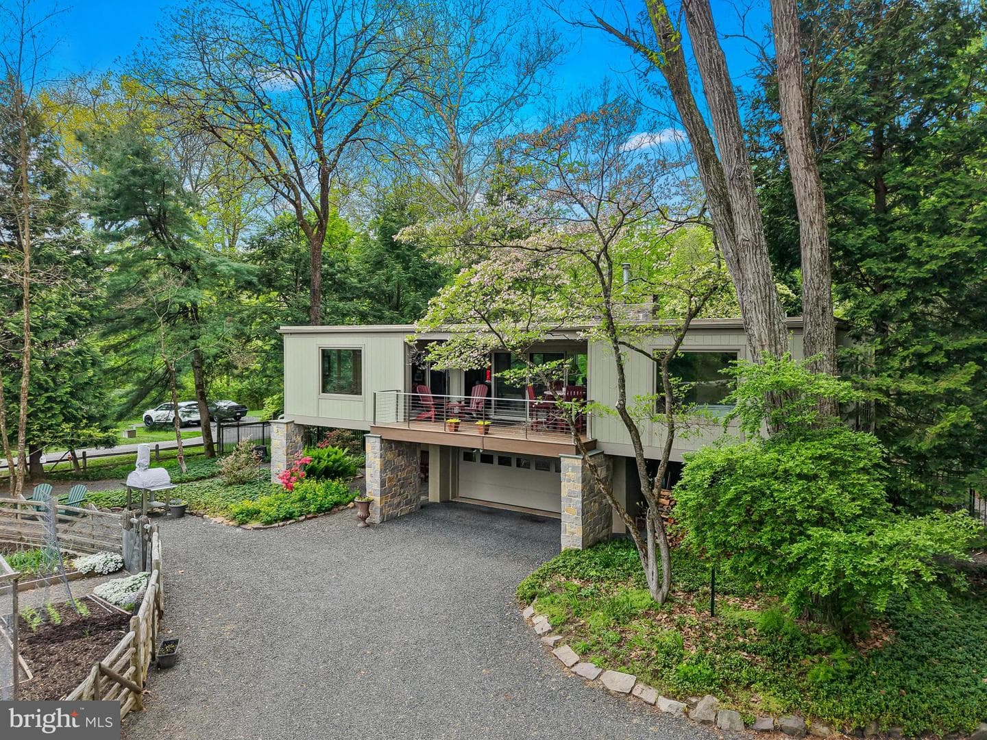 3 Bridge 5 Ln, Pipersville