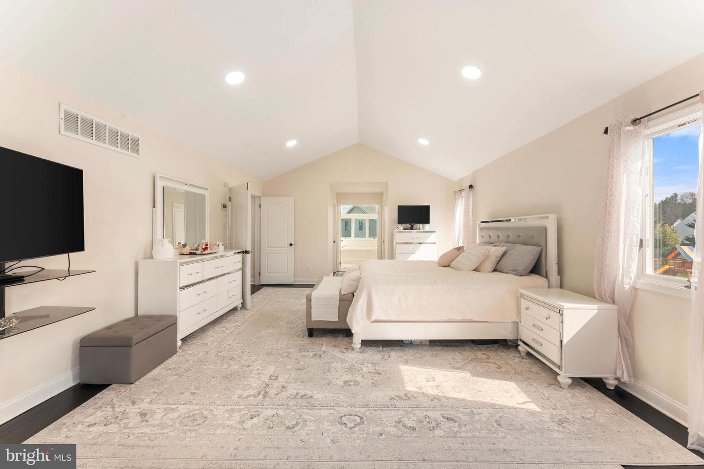 18 Dartmouth Lane photo 37