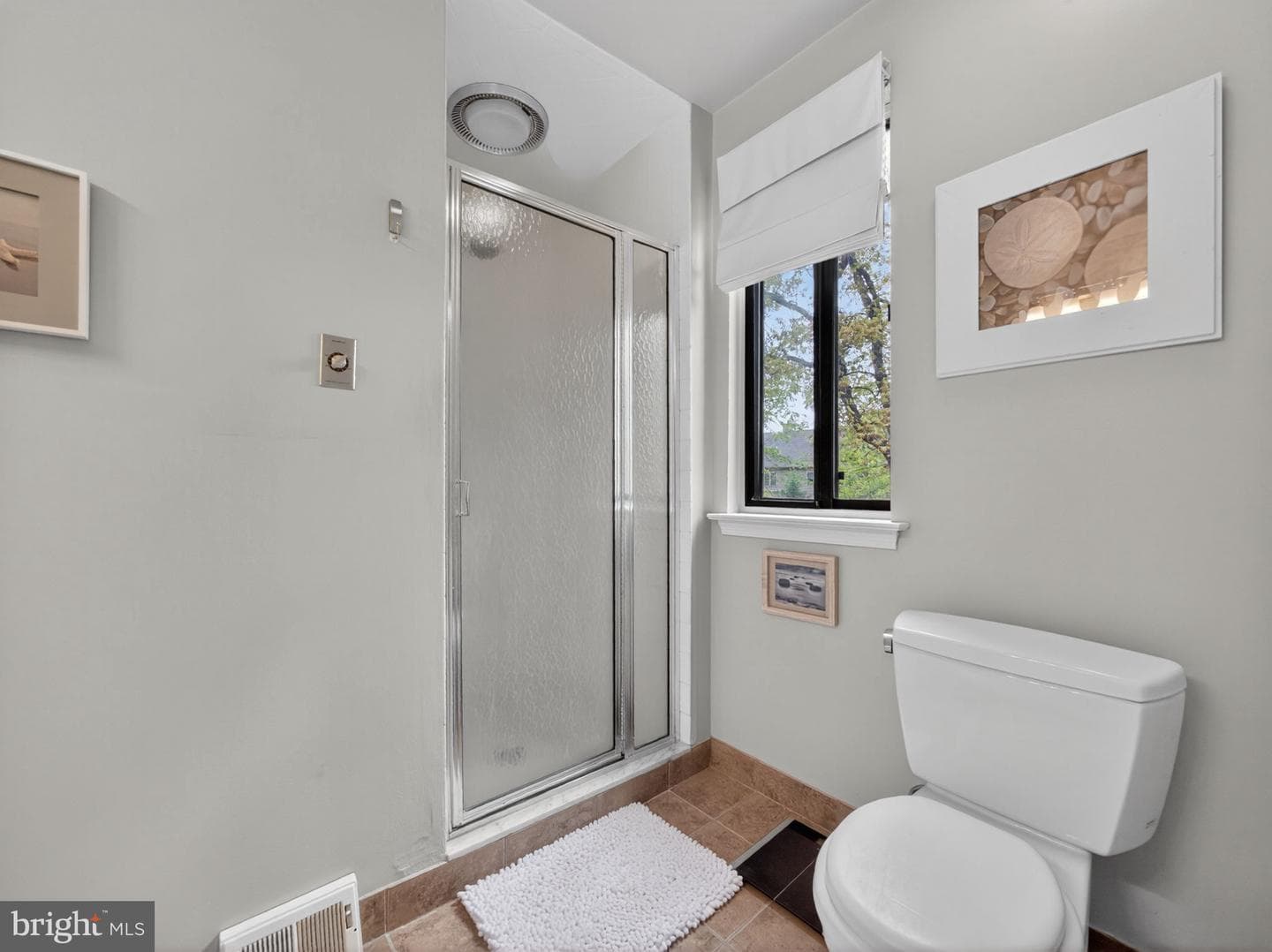 18 Colchester Place photo 16