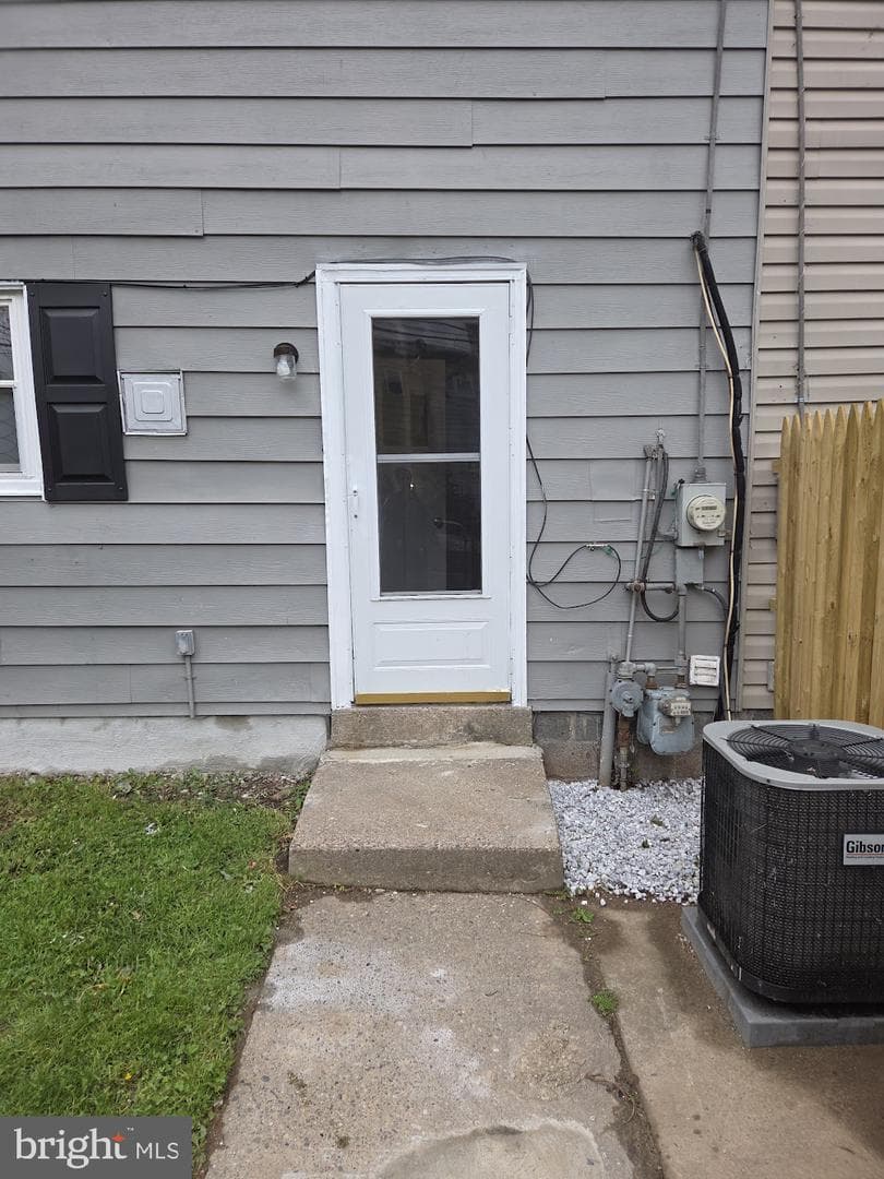 2400 Airacobra Street photo 16