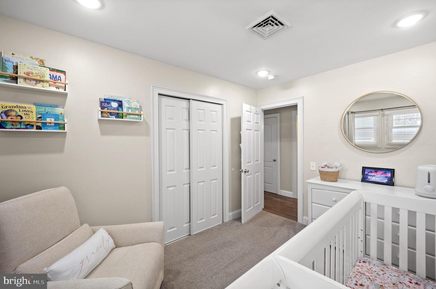837 Fairfield Road photo 19