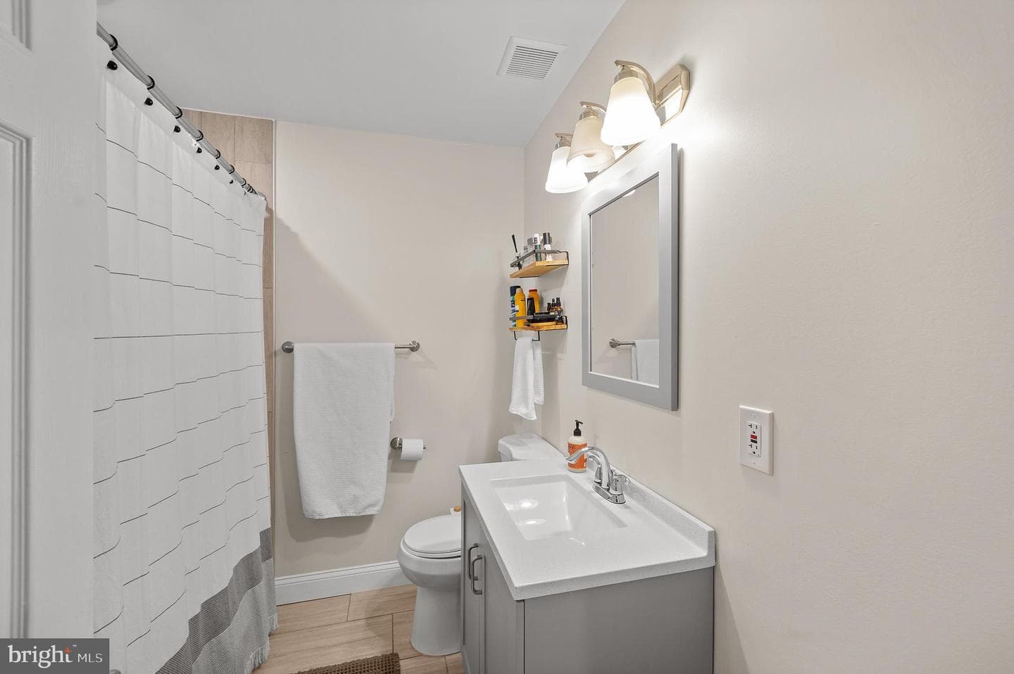 837 Fairfield Road photo 20