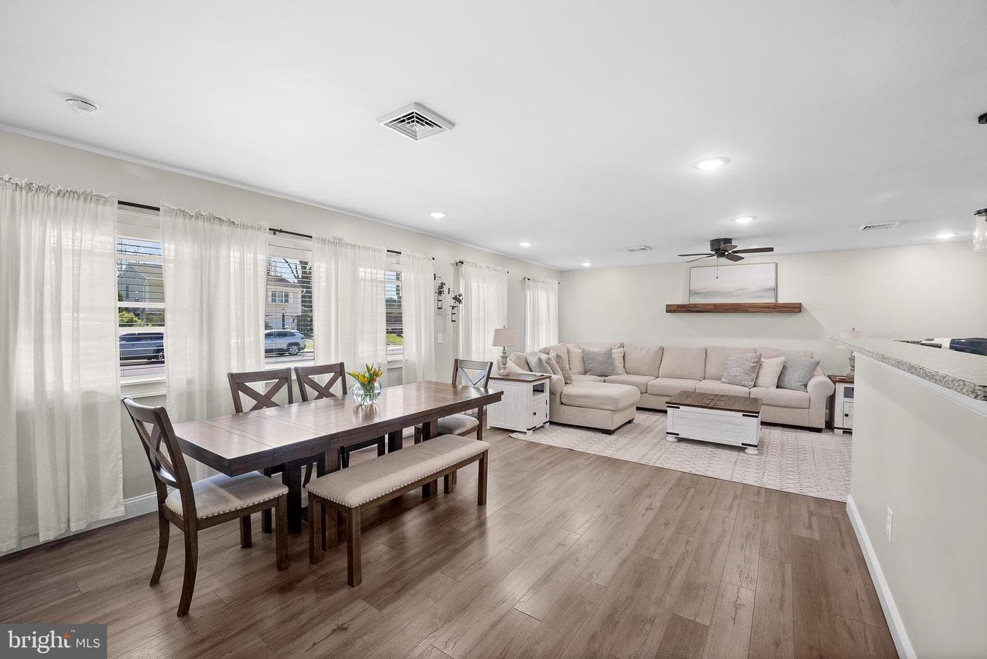 837 Fairfield Road photo 3