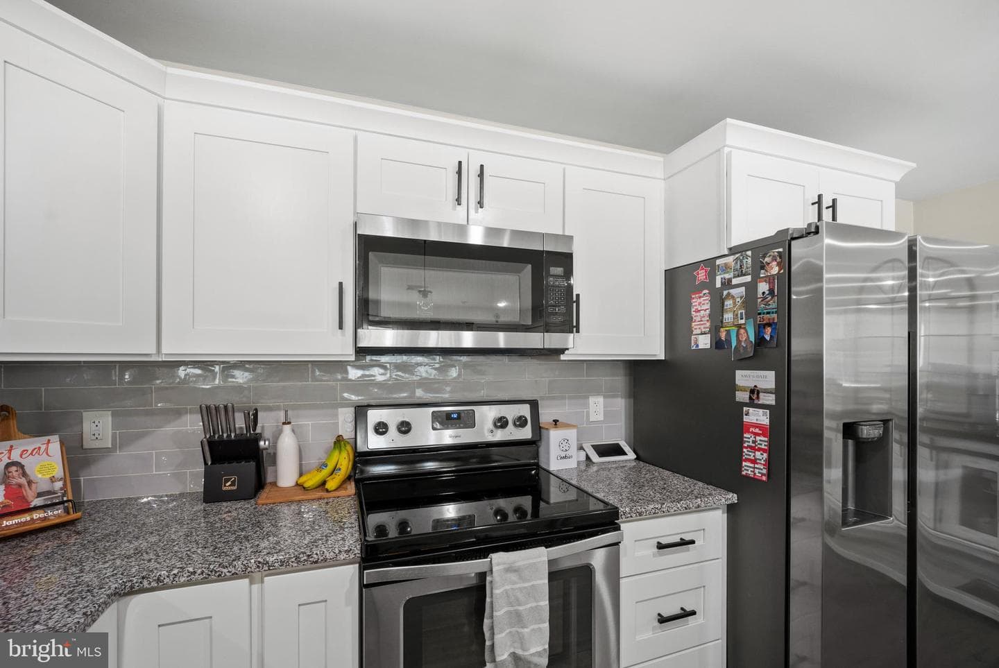 837 Fairfield Road photo 6