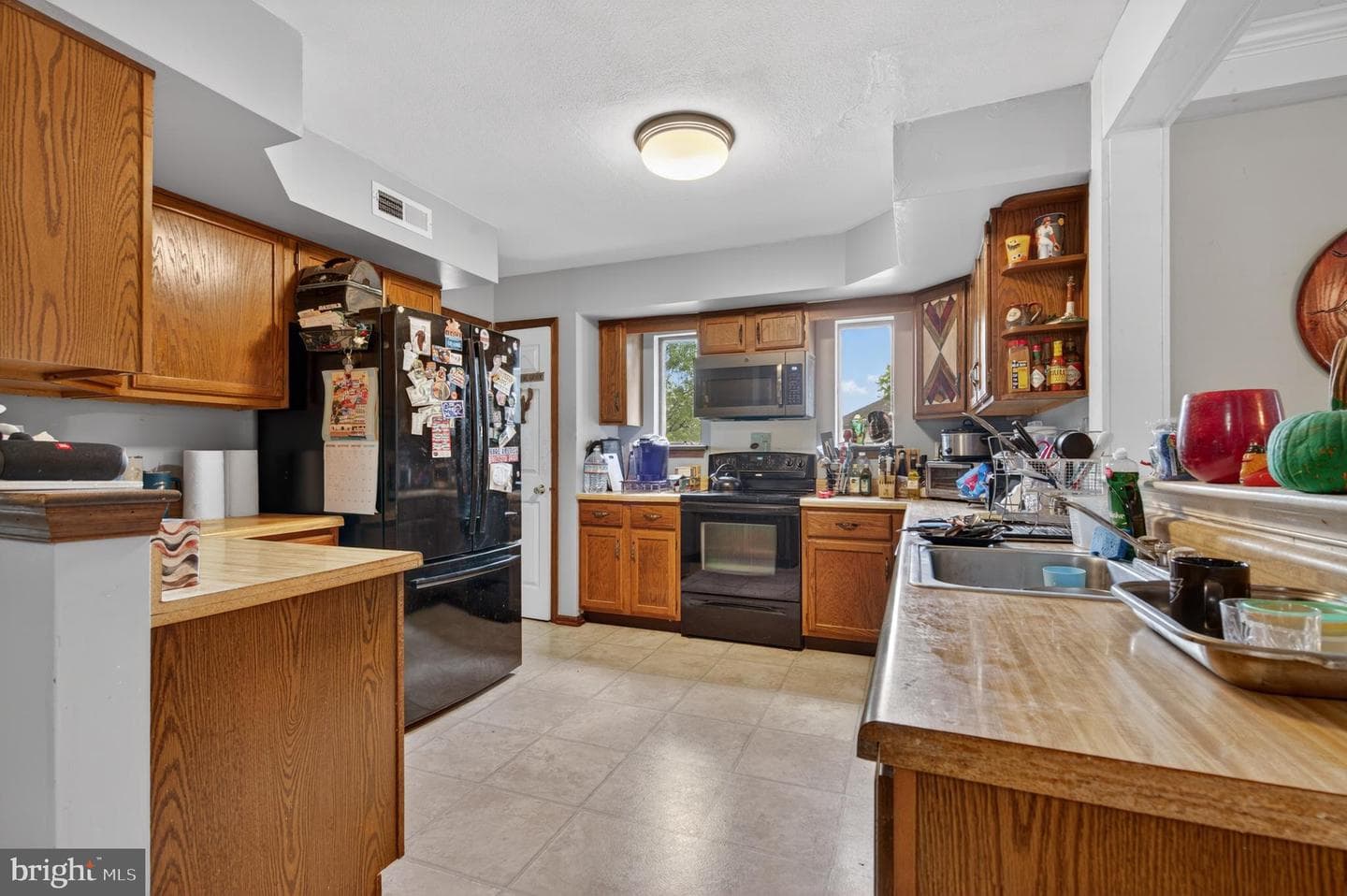 9 Renee Circle photo 23