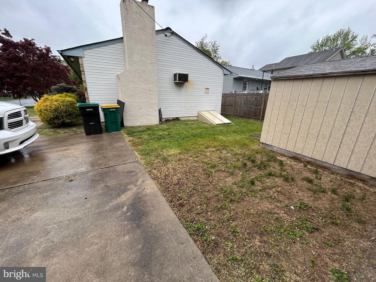 5700 Plymouth Avenue photo 11