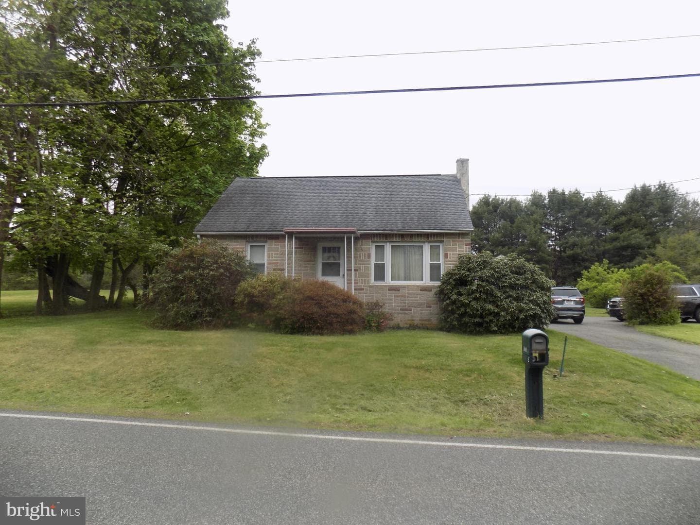 2120 Spinnerstown Road photo 2