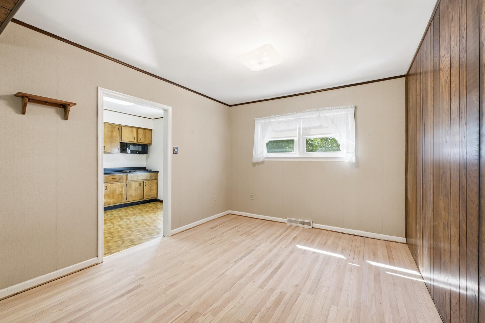 8 Pleasant Avenue photo 17