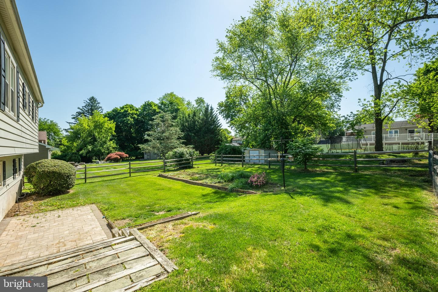 8 Pleasant Avenue photo 6