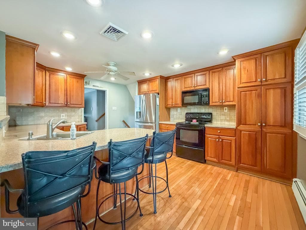 21 E Rotterdam Road photo 20