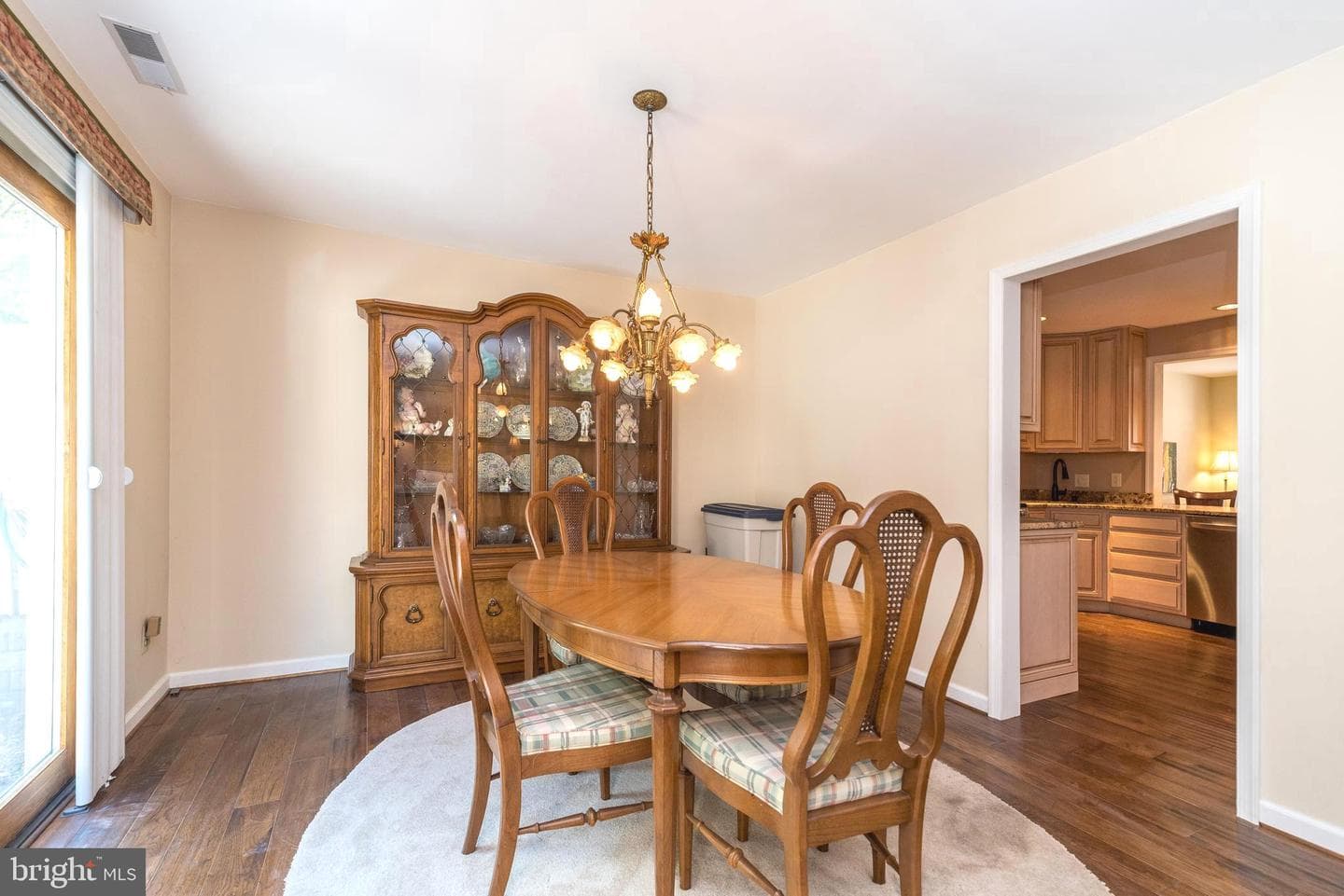 1607 Lakeview Circle photo 21