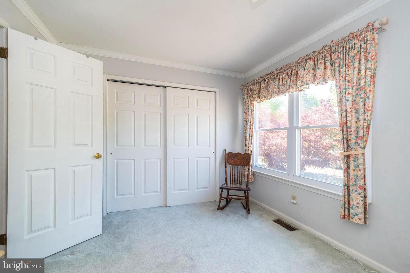 1607 Lakeview Circle photo 34