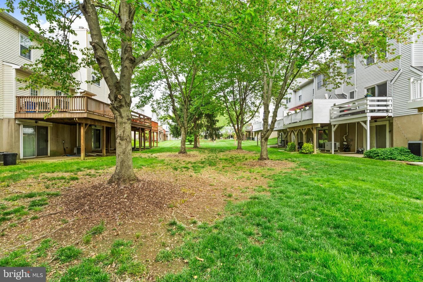 204 Liberty Drive photo 35