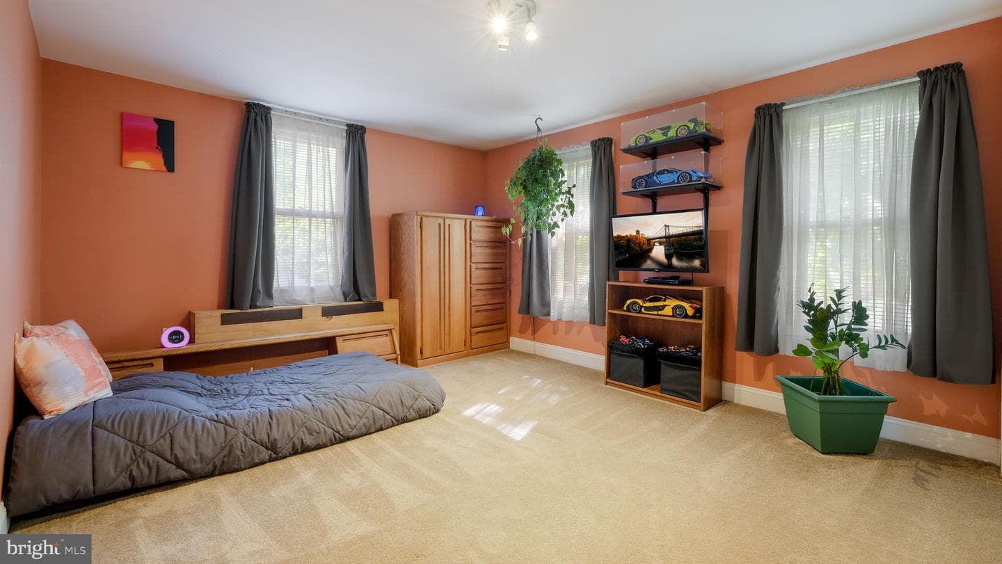 500 Prospect Road photo 17