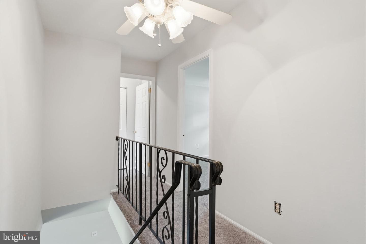45 Hollybrooke Drive photo 14