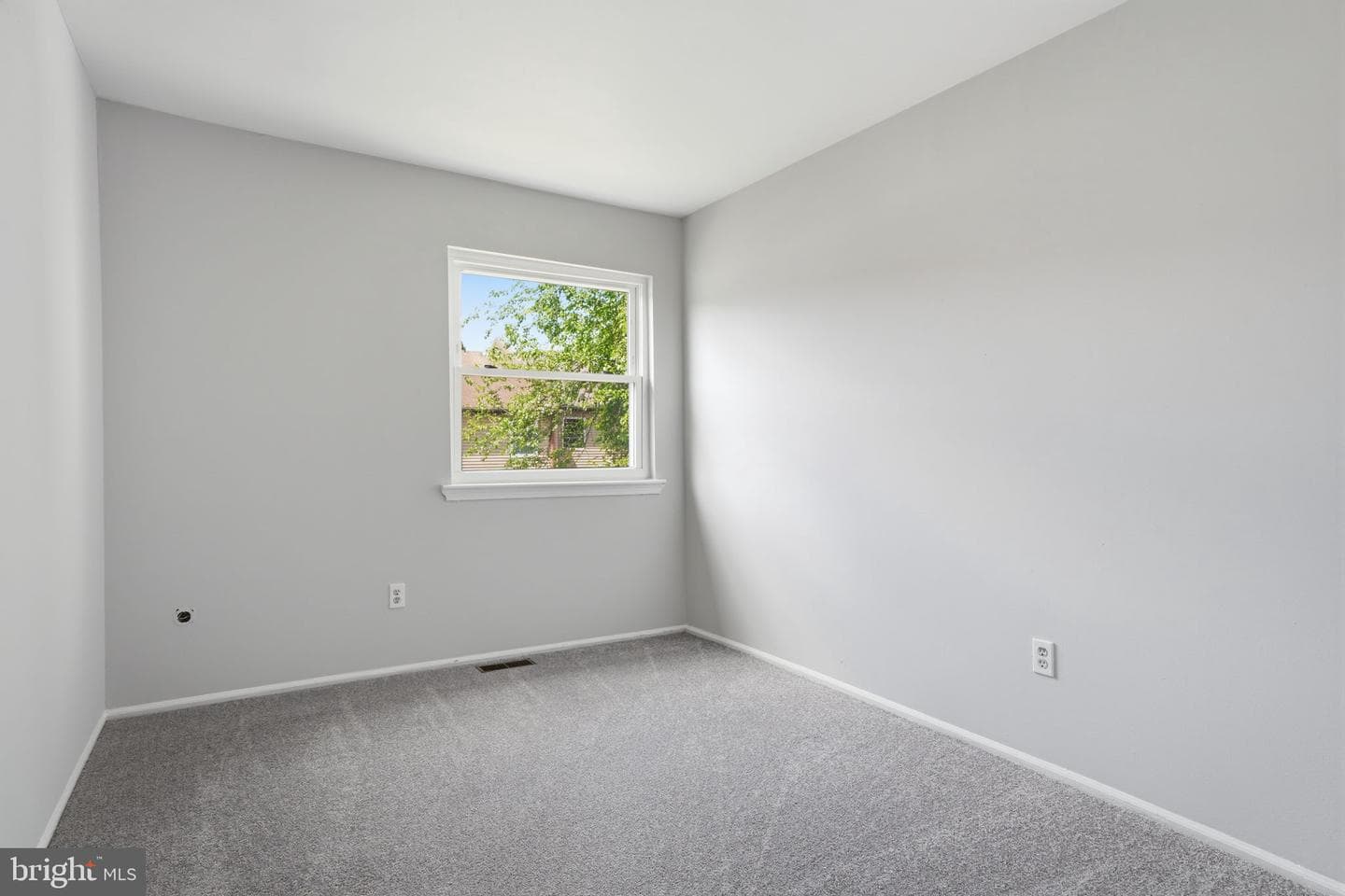 45 Hollybrooke Drive photo 19