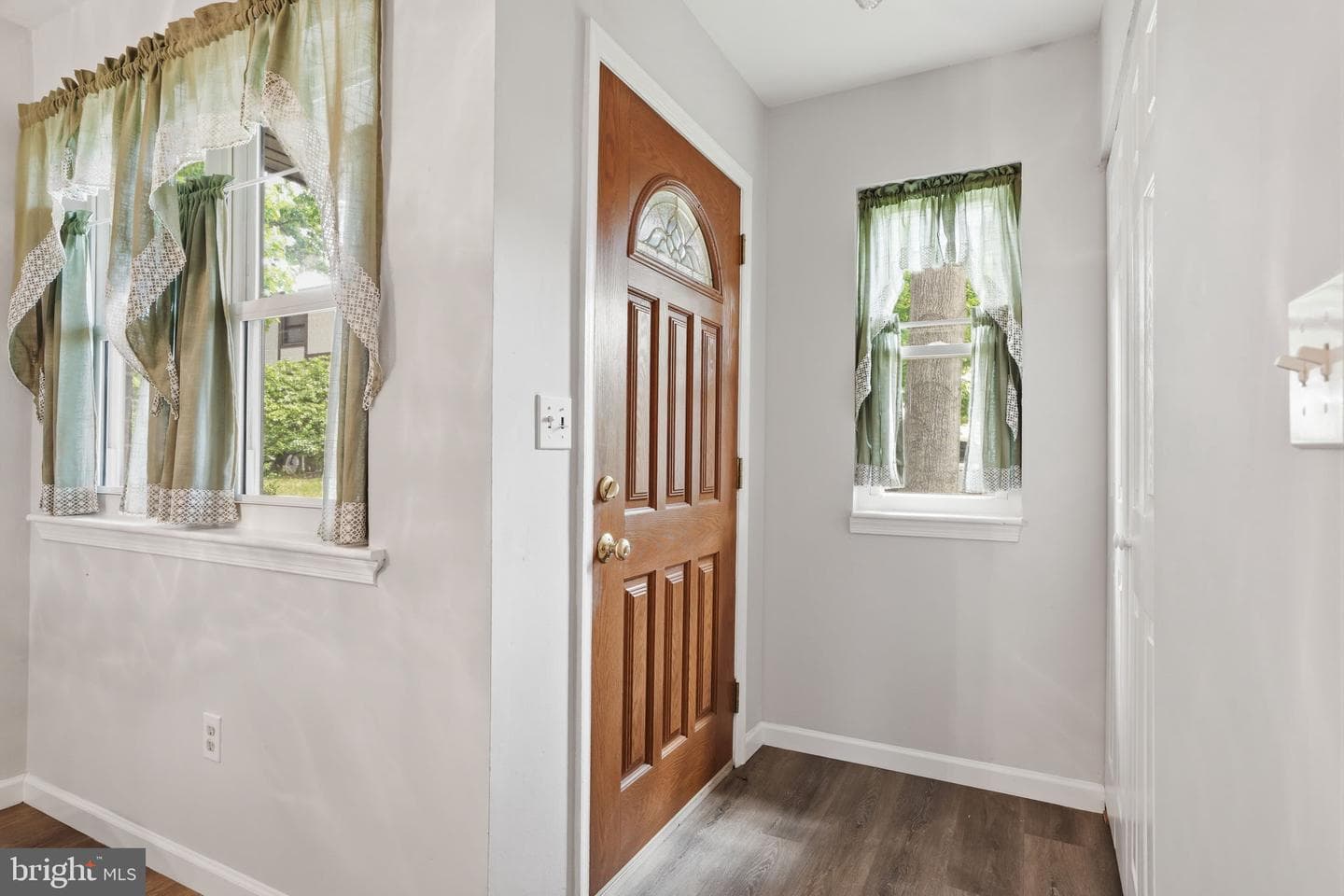 45 Hollybrooke Drive photo 4