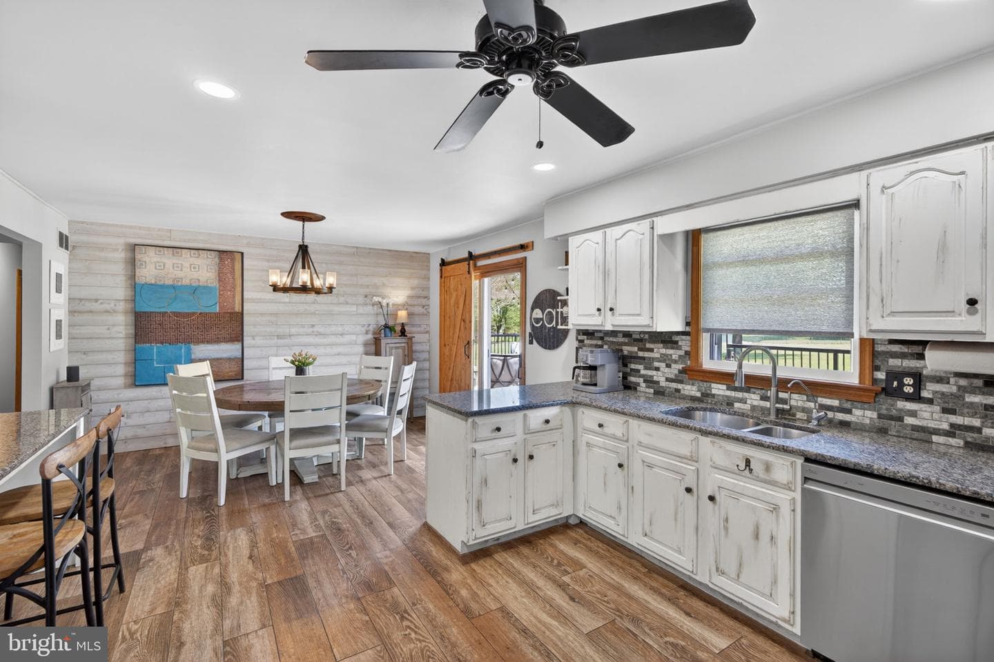 1611 Sleepy Hollow Road photo 33