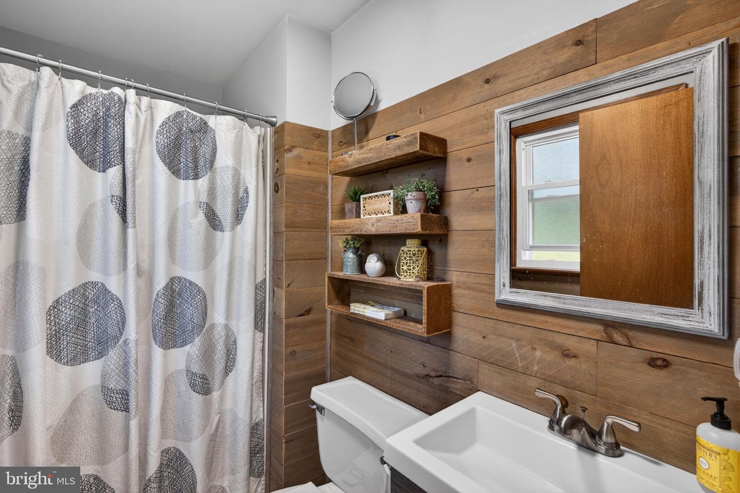 1611 Sleepy Hollow Road photo 38