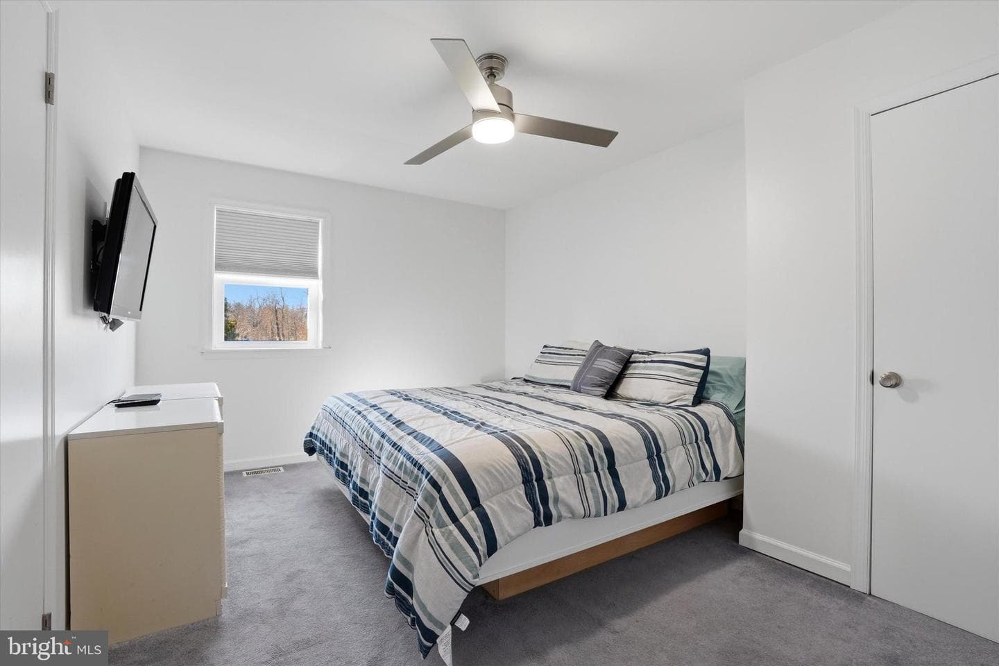 81 Shelley Road photo 23