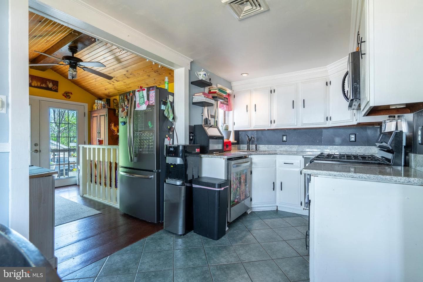 514 Fairhill Road photo 16