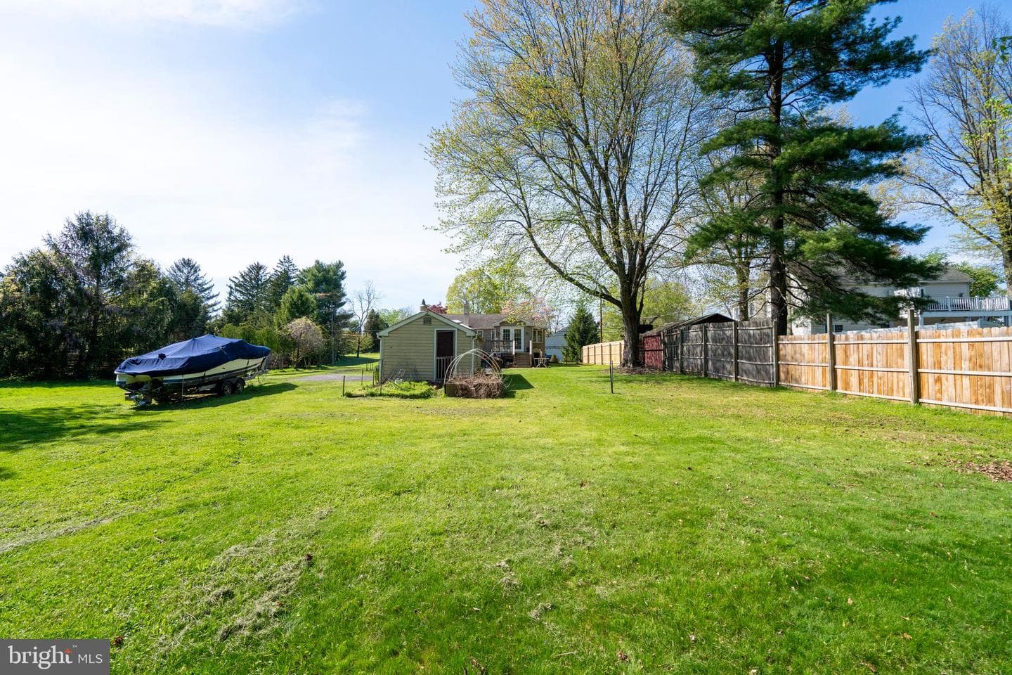 514 Fairhill Road photo 46