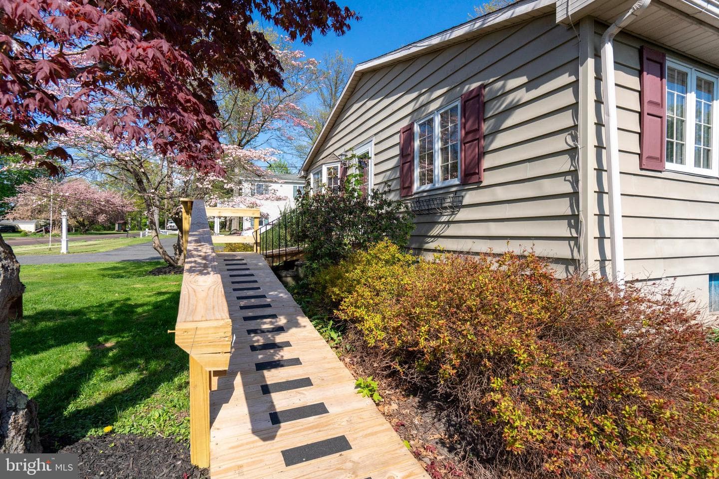 514 Fairhill Road photo 5