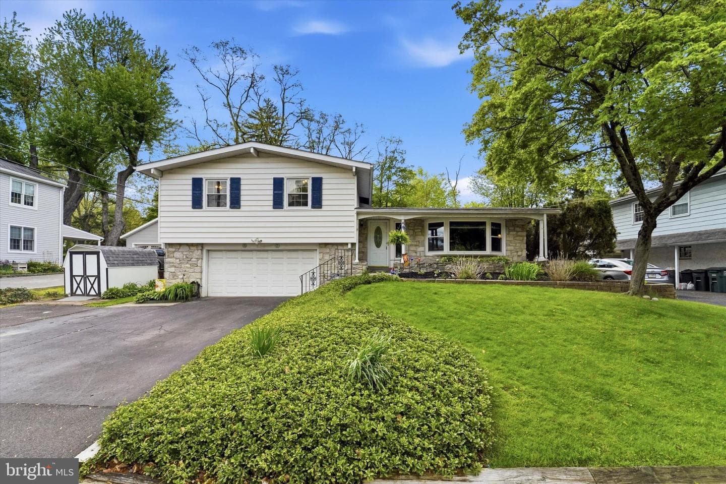 843 Sterner Mill Road photo 2